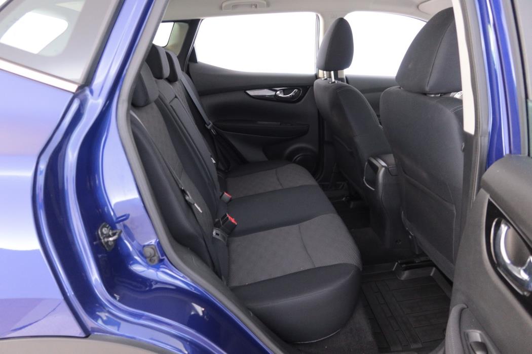 NISSAN Qashqai 2016
