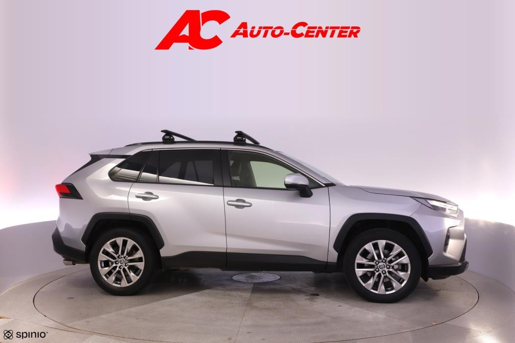 TOYOTA RAV4 2022
