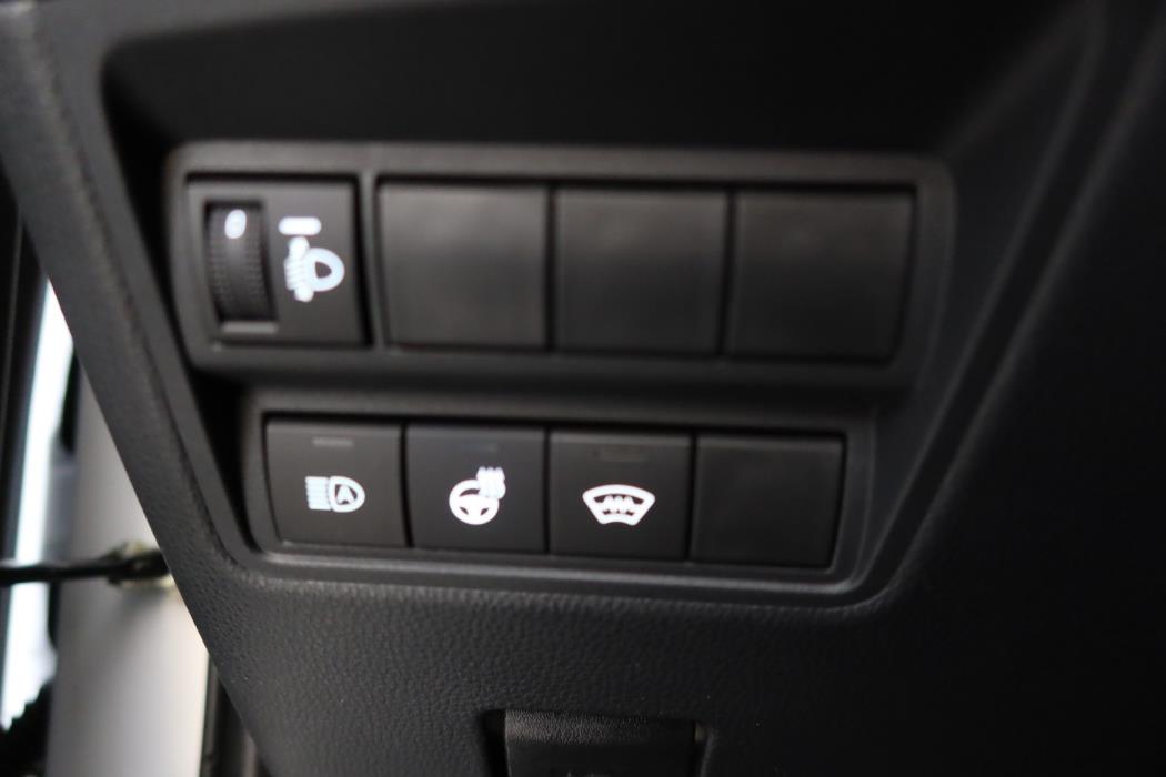 TOYOTA Yaris Cross 2025