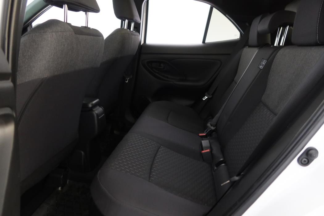 TOYOTA Yaris Cross 2025