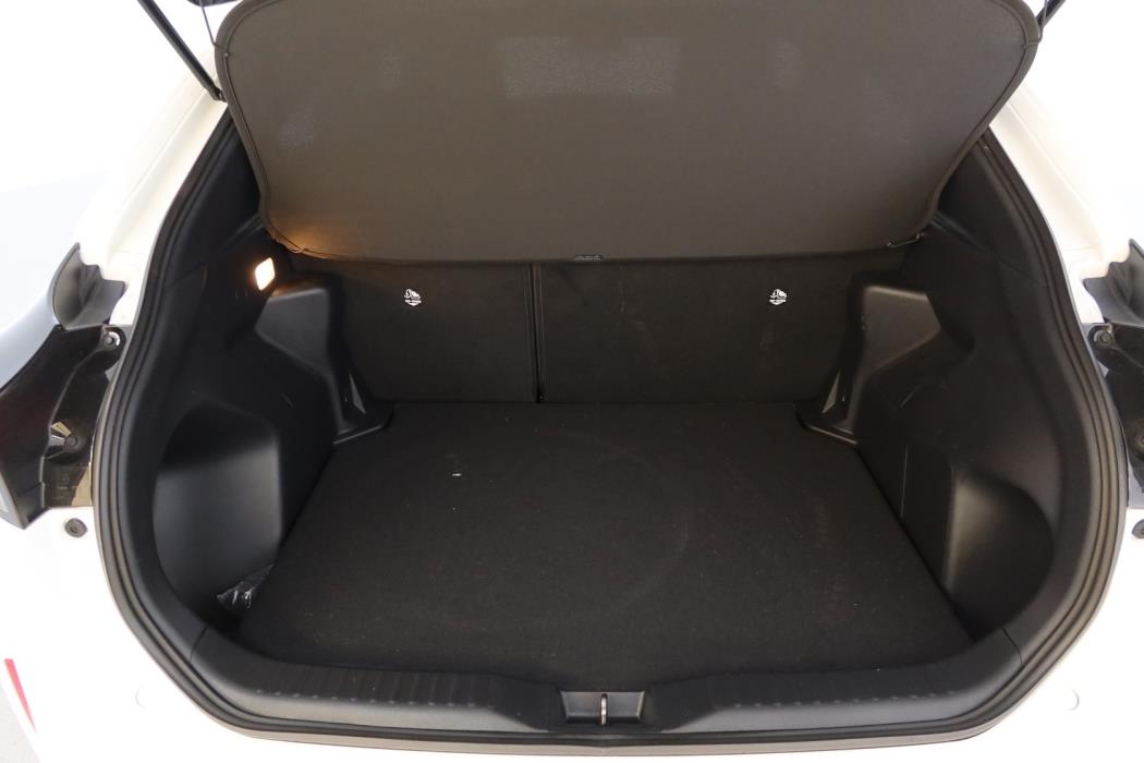 TOYOTA Yaris Cross 2025