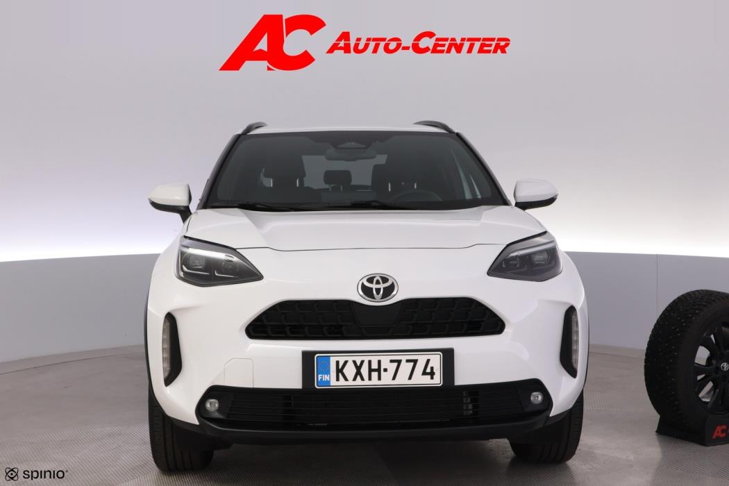 TOYOTA Yaris Cross 2025