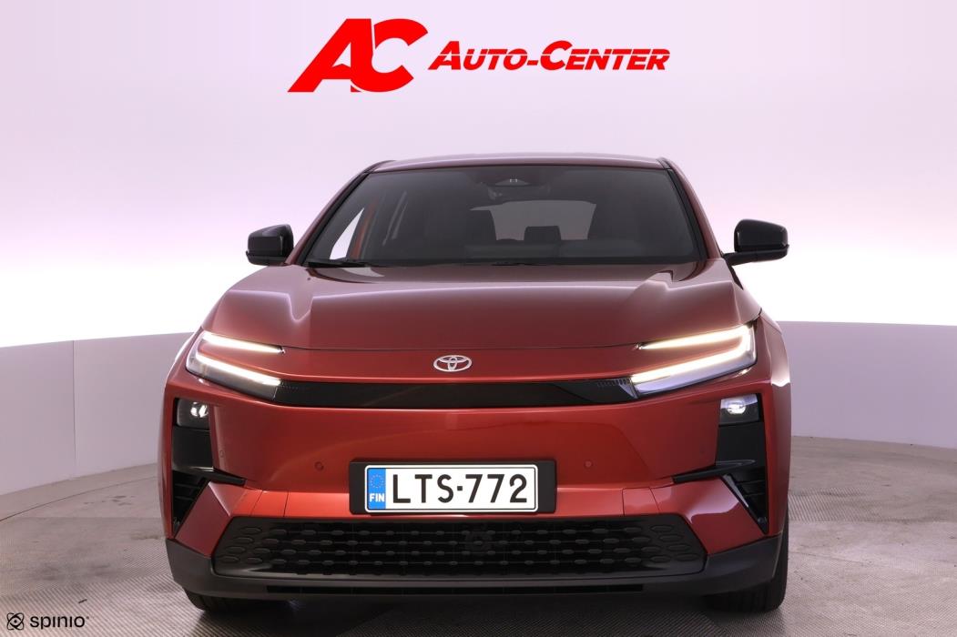 TOYOTA C-HR+ 2026