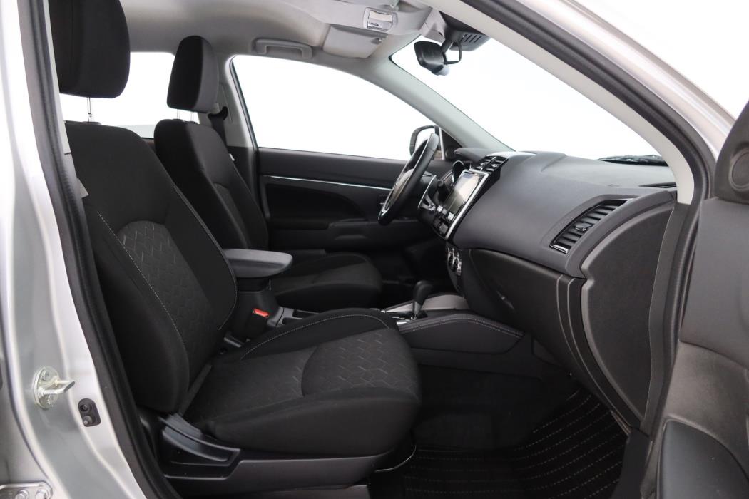 MITSUBISHI ASX 2020