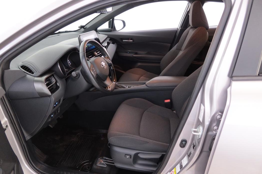 TOYOTA C-HR 2019