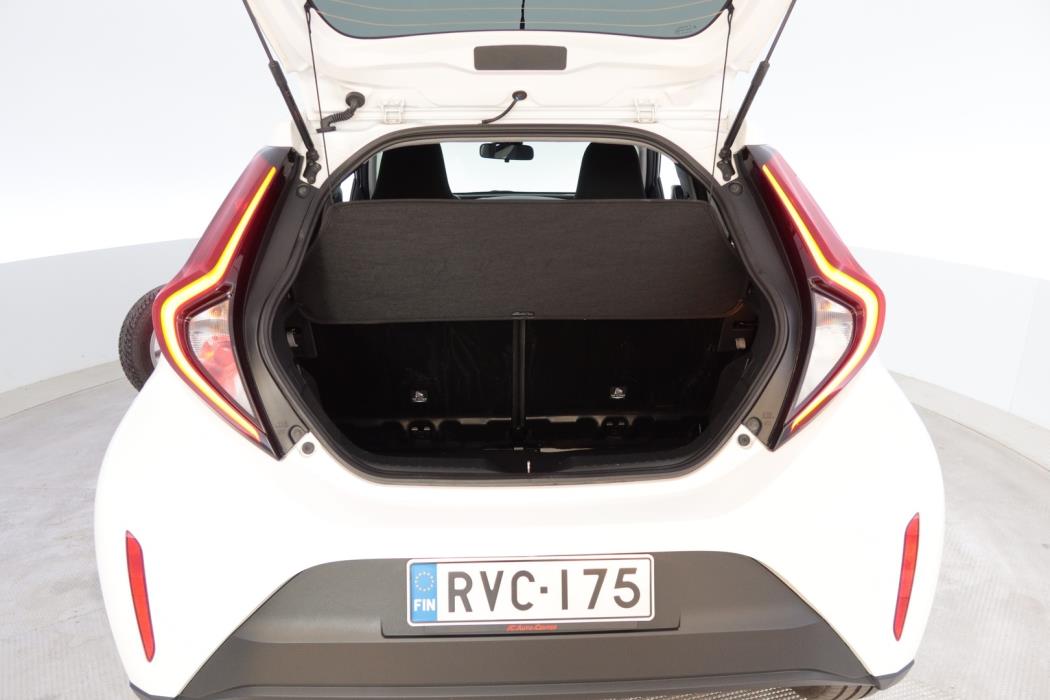 TOYOTA Aygo X 2023