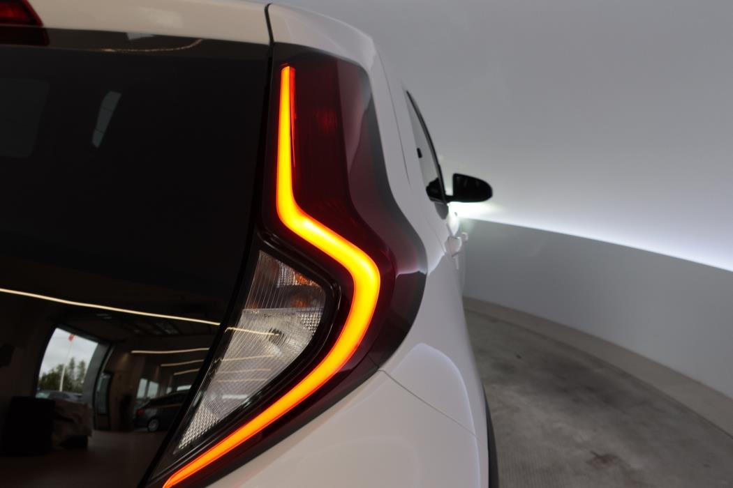 TOYOTA Aygo X 2023