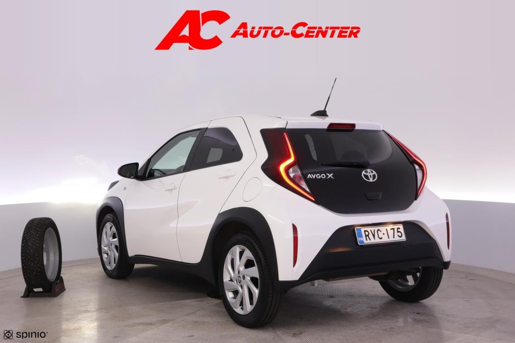 TOYOTA Aygo X 2023