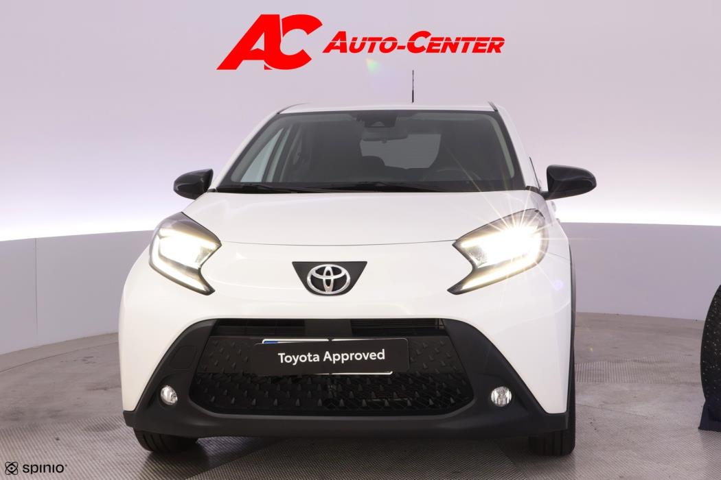 TOYOTA Aygo X 2023