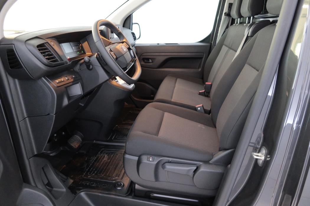 TOYOTA Proace 2026