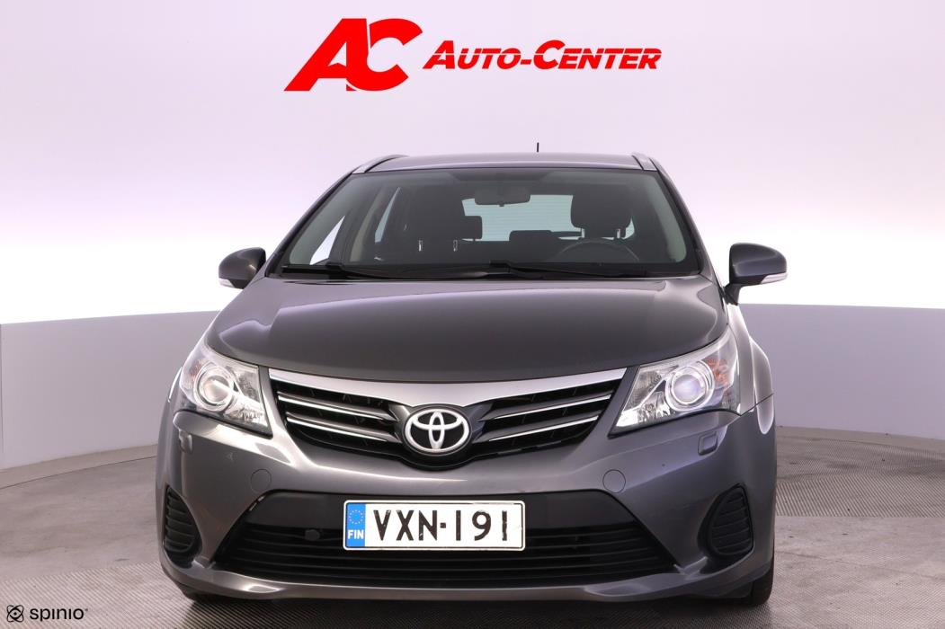 TOYOTA Avensis 2014