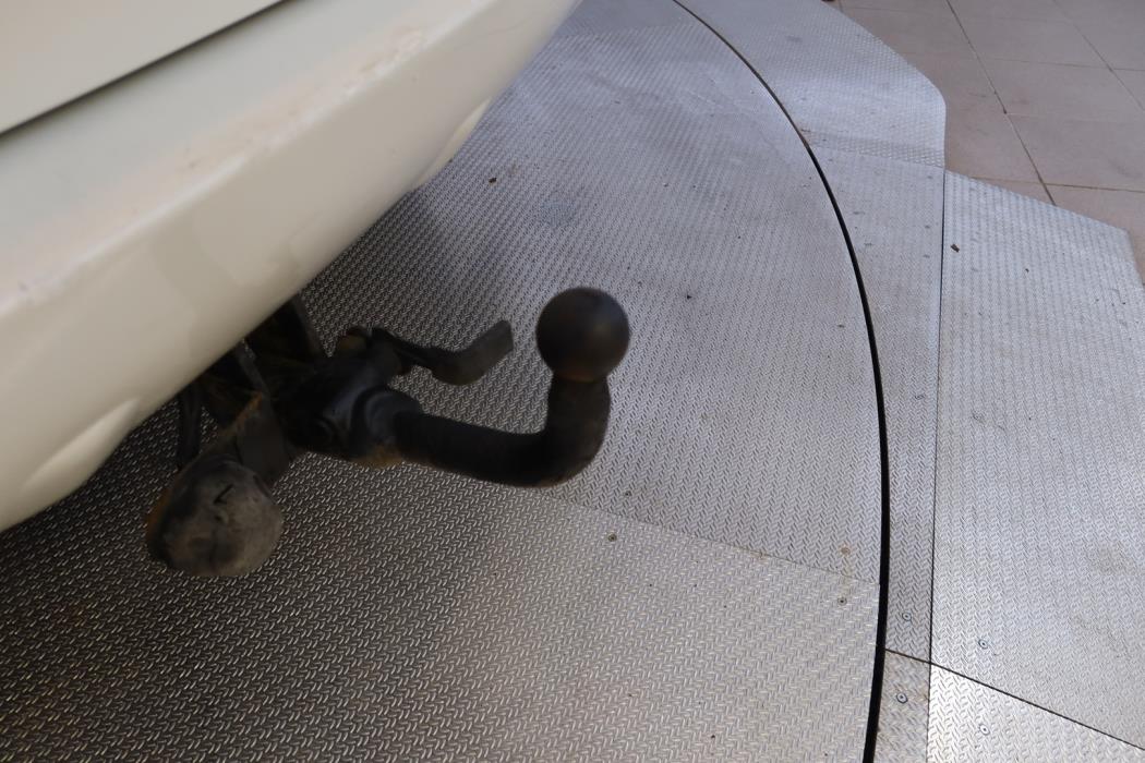 TOYOTA RAV4 2011