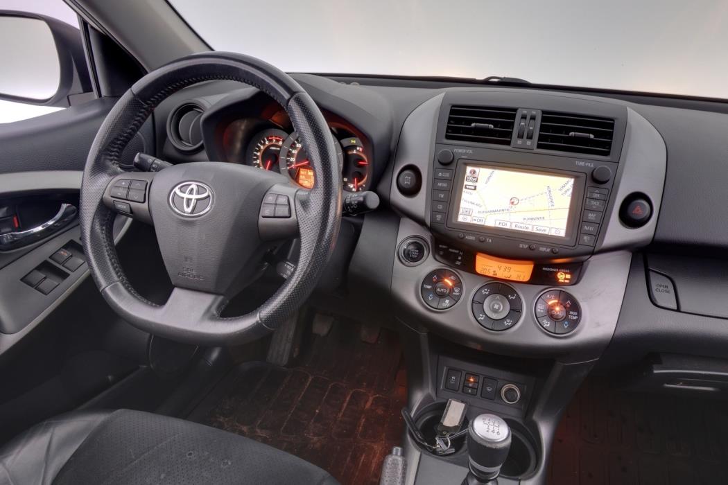TOYOTA RAV4 2011