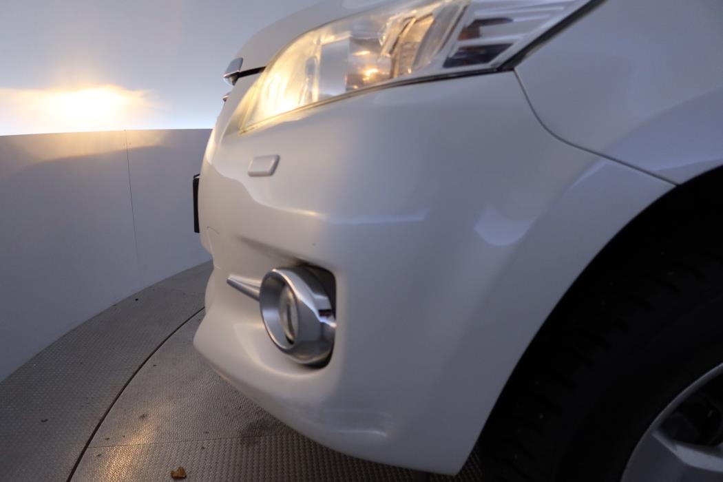 TOYOTA RAV4 2011