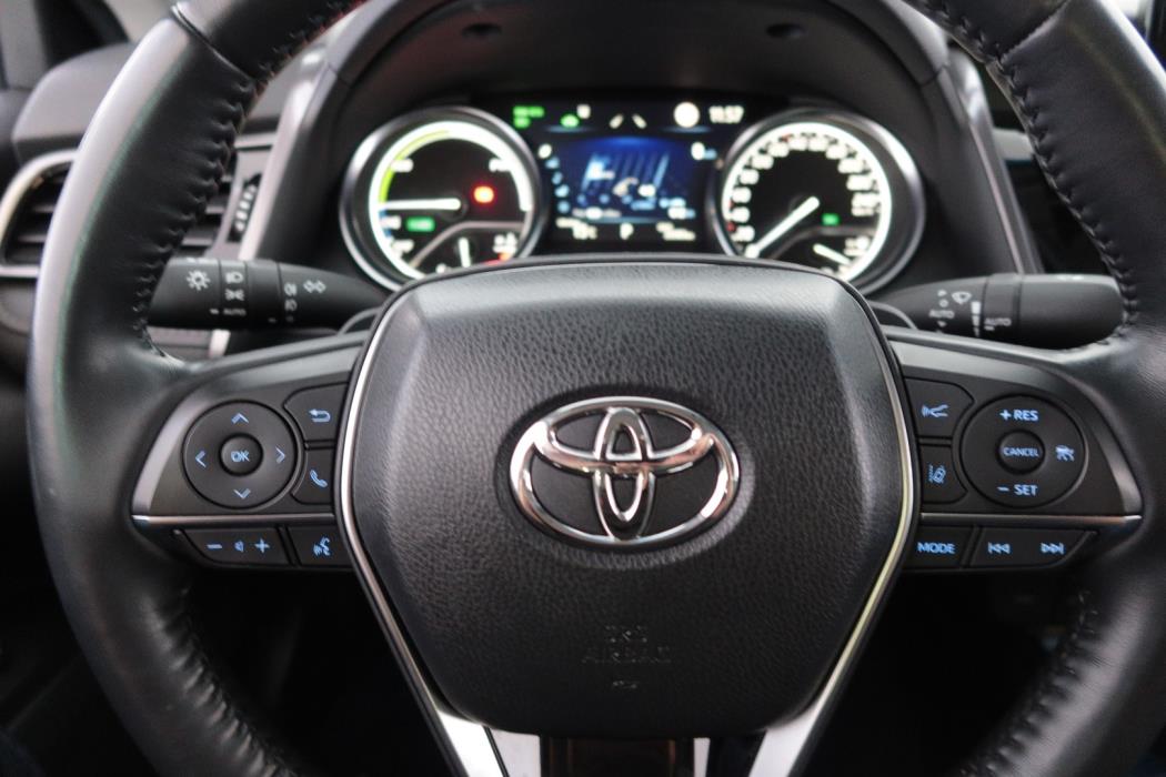 TOYOTA Camry 2023