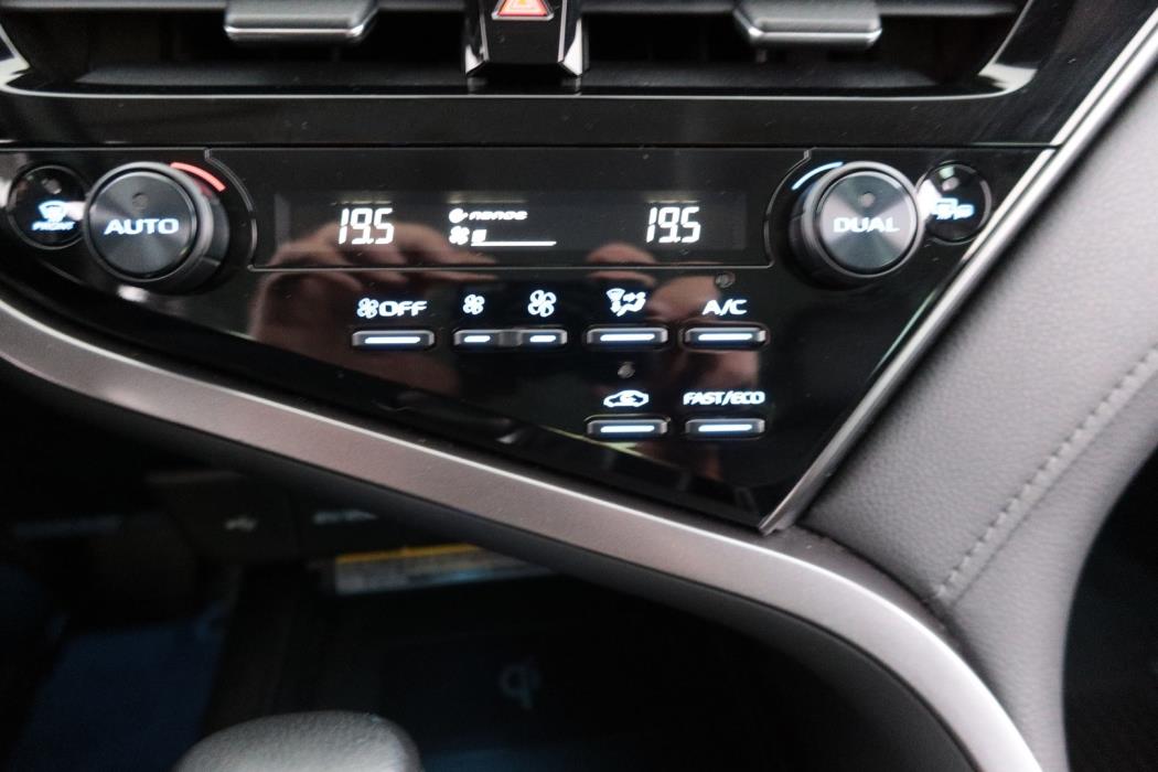 TOYOTA Camry 2023