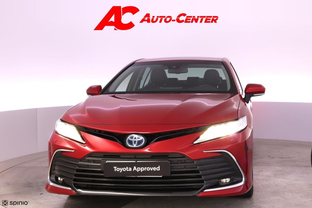 TOYOTA Camry 2023