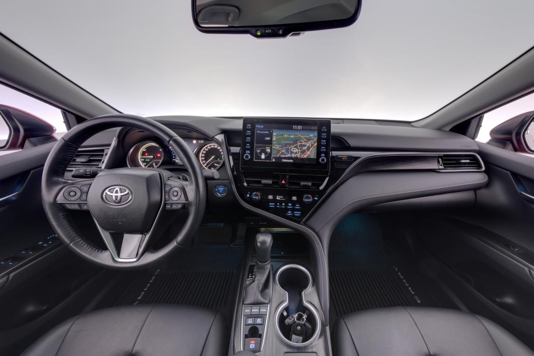 TOYOTA Camry 2023