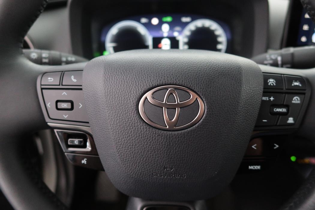 TOYOTA C-HR 2025