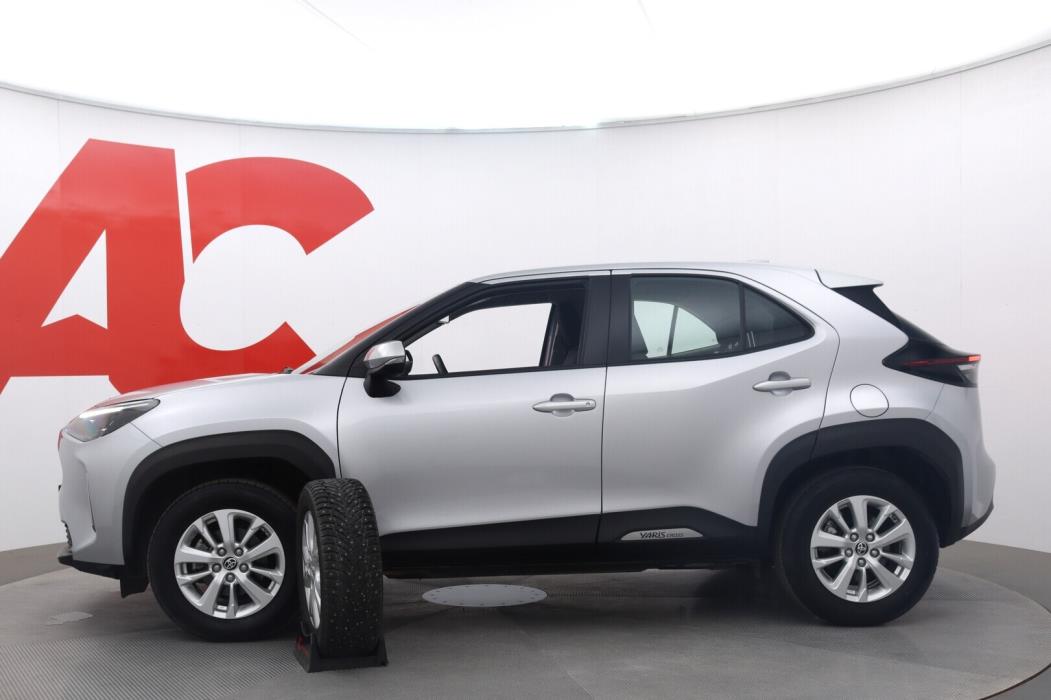 TOYOTA Yaris Cross 2022