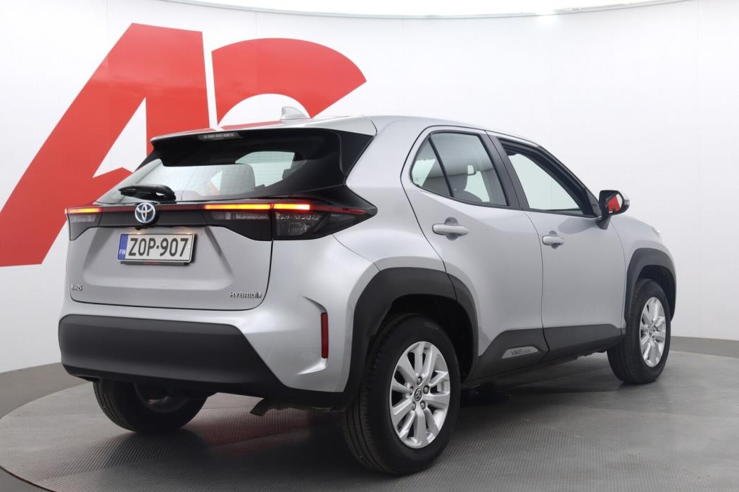TOYOTA Yaris Cross 2022