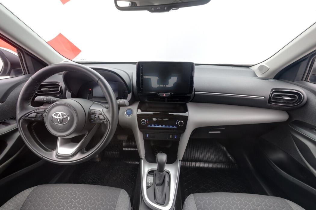 TOYOTA Yaris Cross 2022