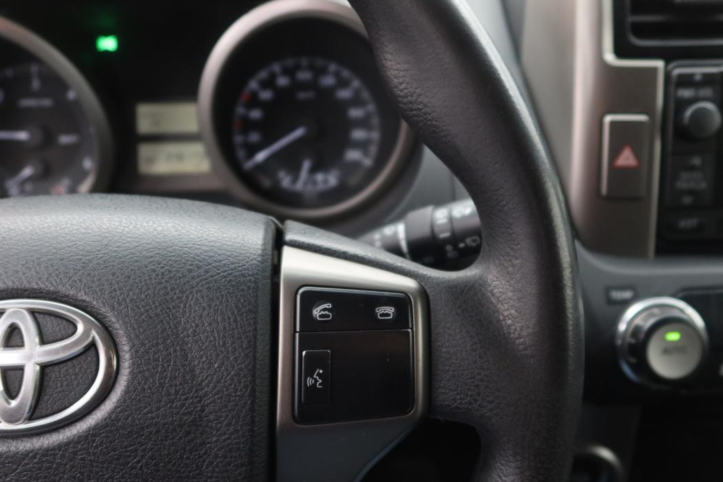 TOYOTA Land Cruiser 2010