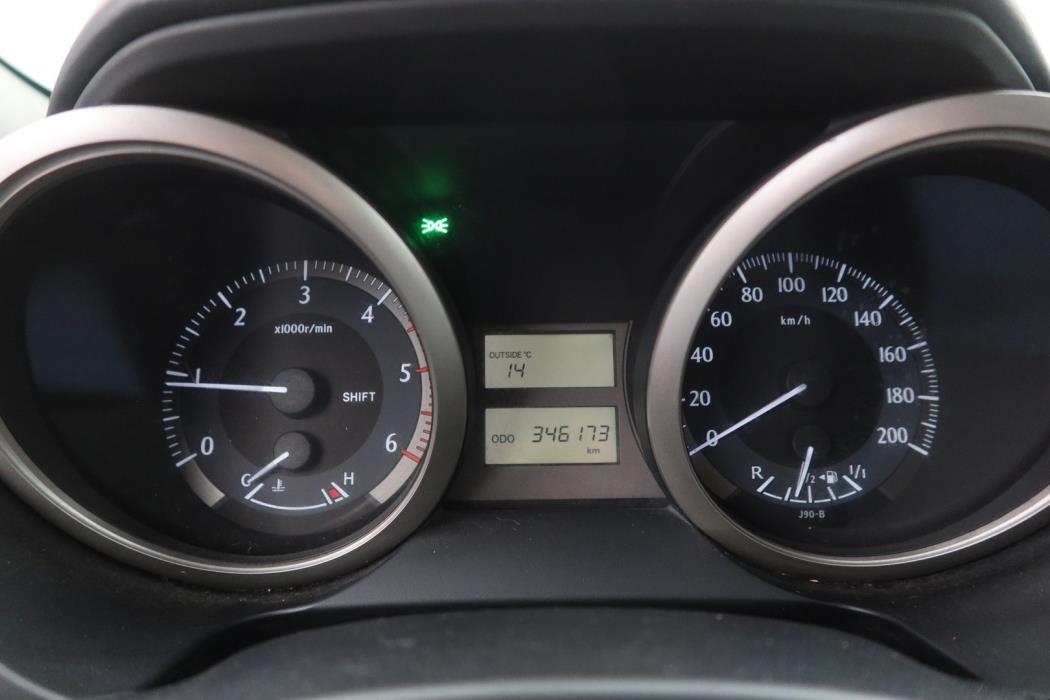 TOYOTA Land Cruiser 2010