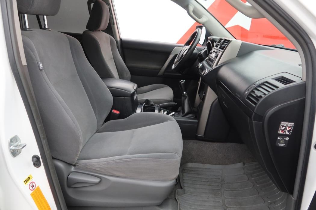 TOYOTA Land Cruiser 2010