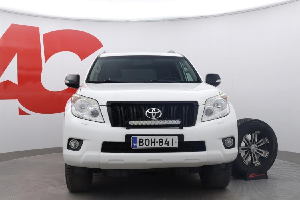 TOYOTA Land Cruiser 2010