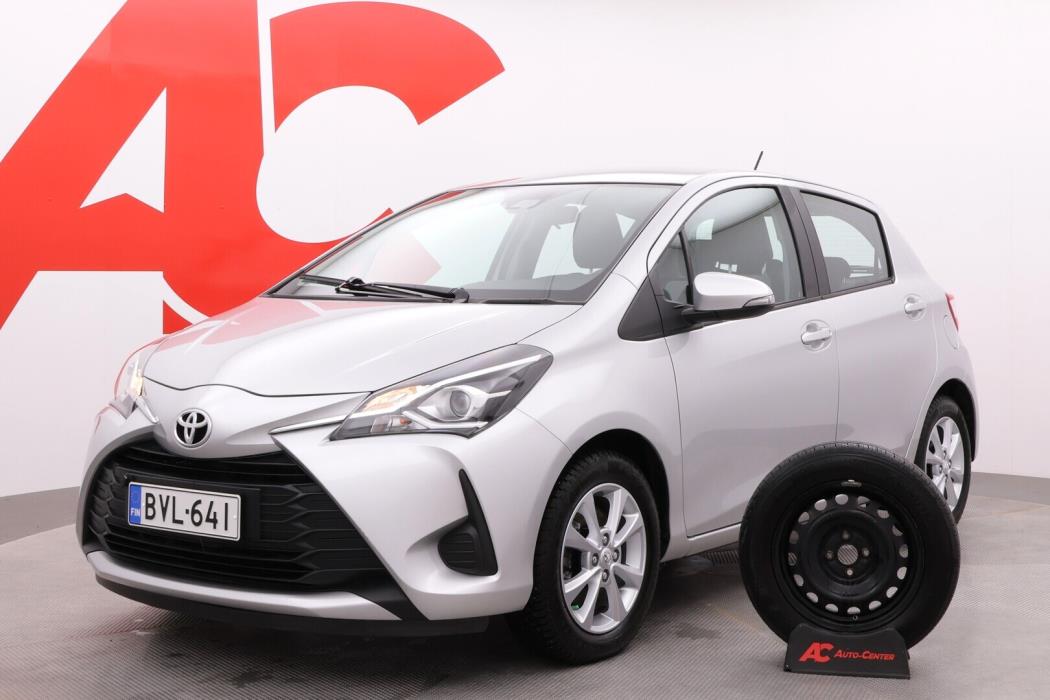TOYOTA Yaris 2018