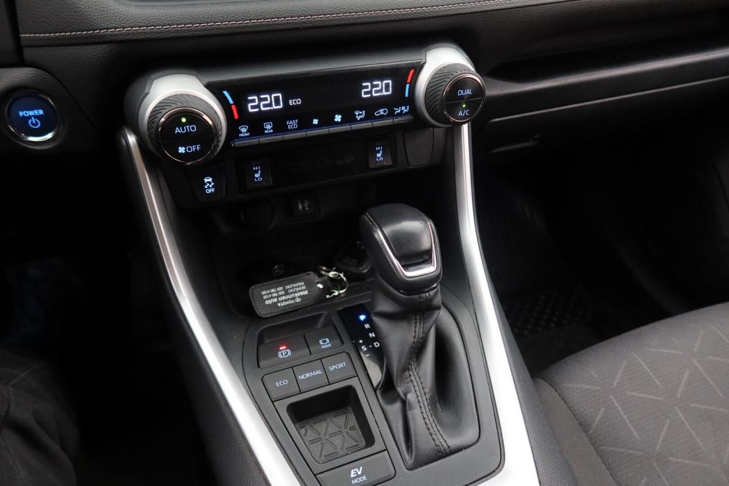 TOYOTA RAV4 2019