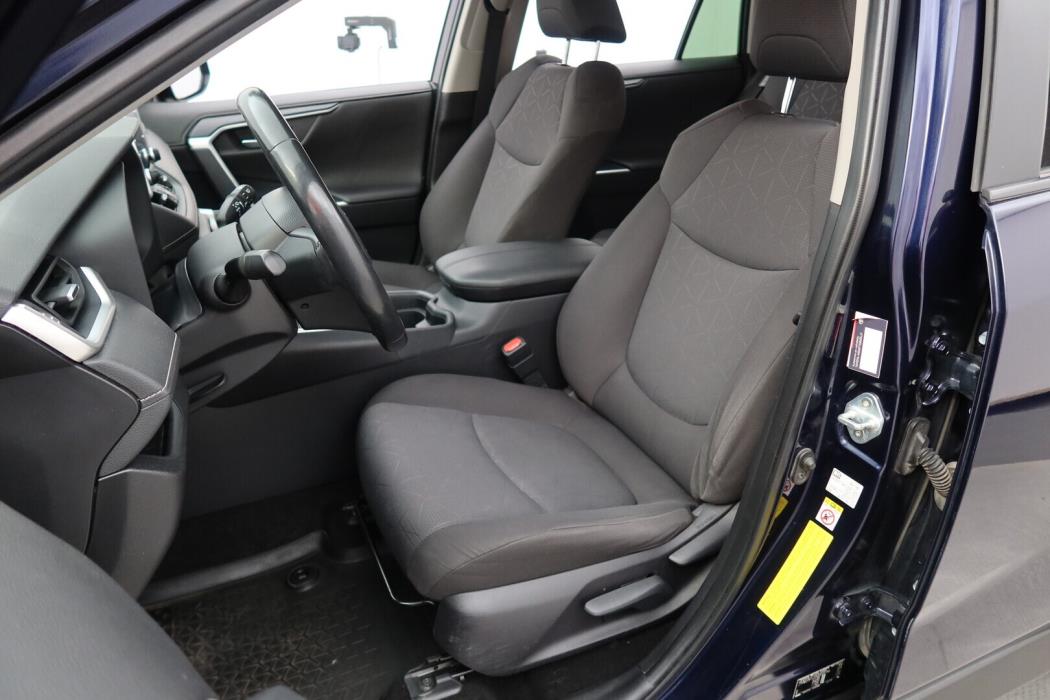 TOYOTA RAV4 2019
