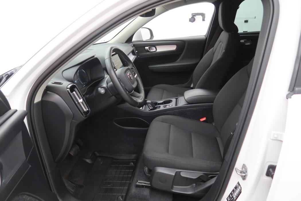 VOLVO XC40 2019