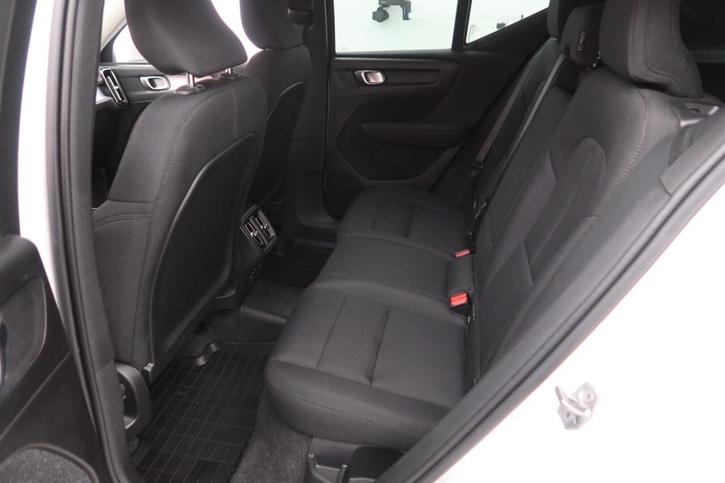 VOLVO XC40 2019