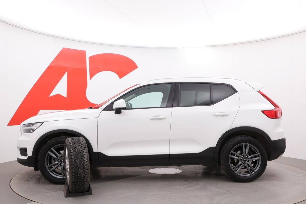VOLVO XC40 2019