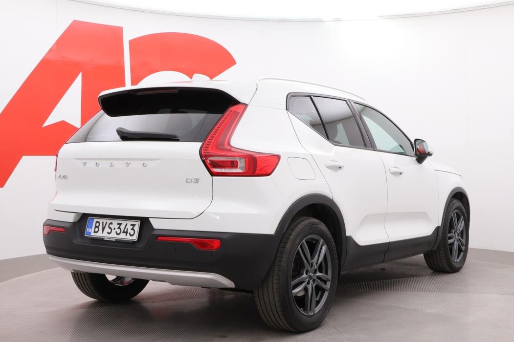 VOLVO XC40 2019