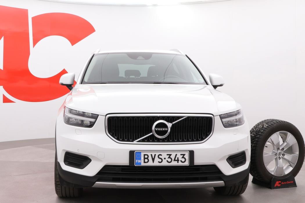 VOLVO XC40 2019