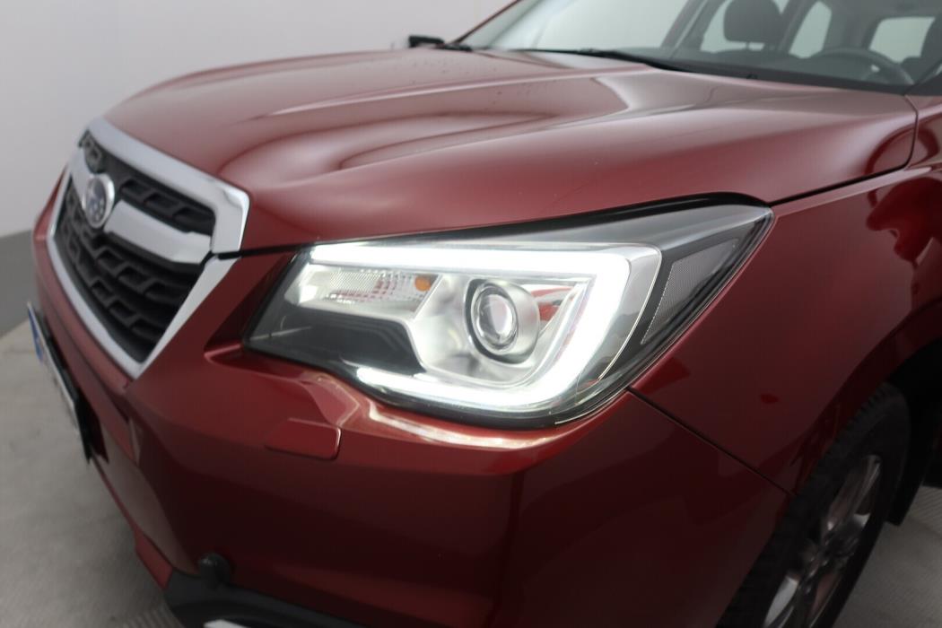 SUBARU Forester 2017