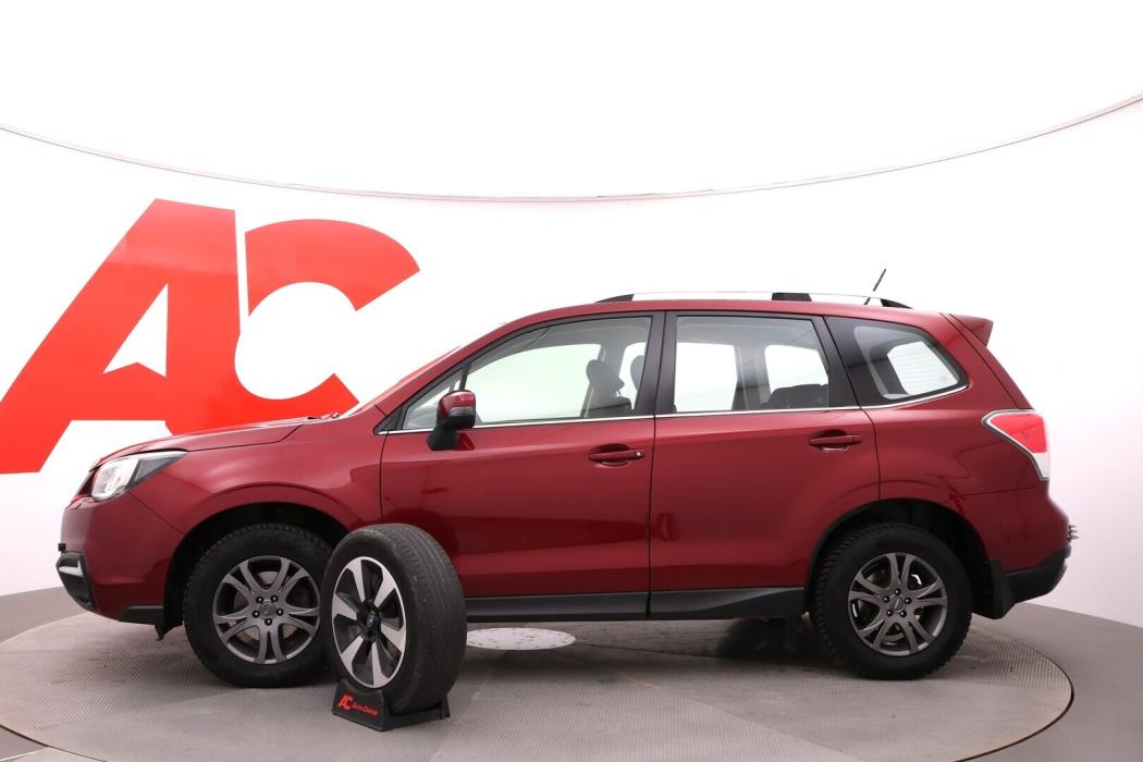 SUBARU Forester 2017