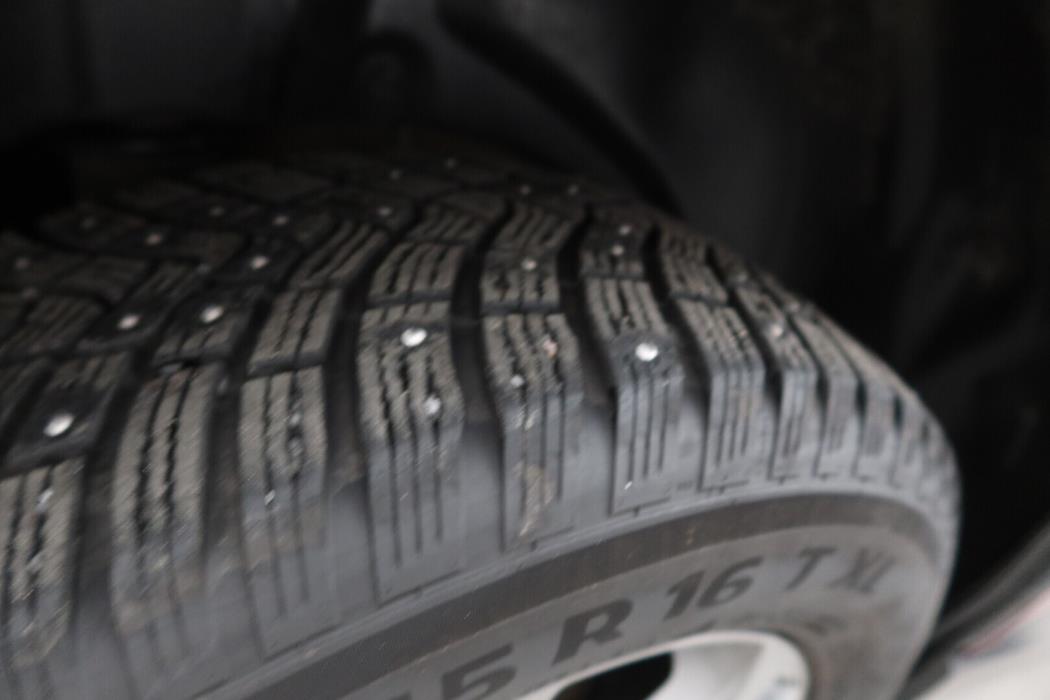 SUBARU Forester 2017