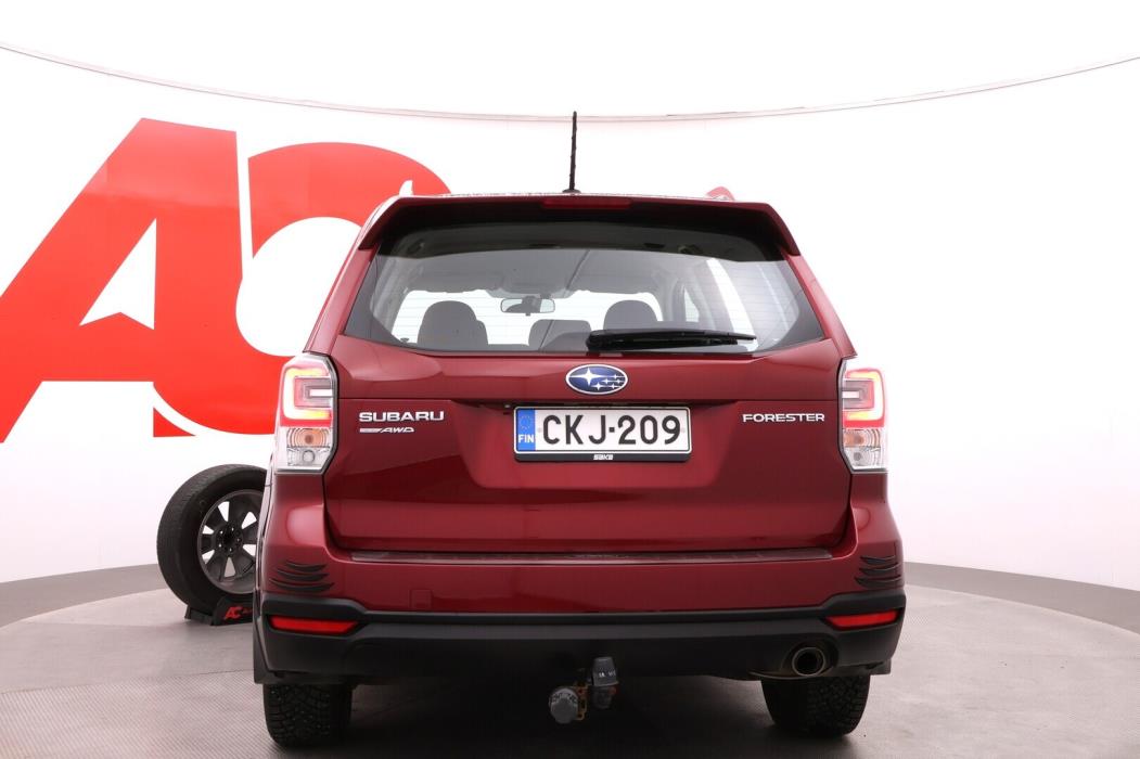 SUBARU Forester 2017