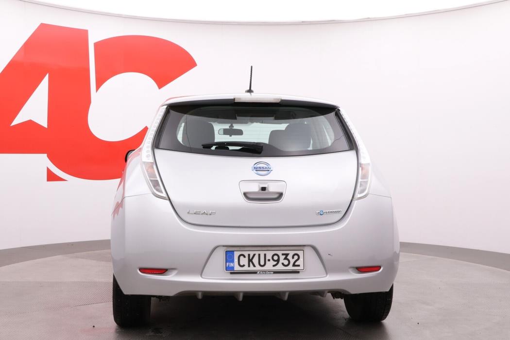 NISSAN Leaf 2014