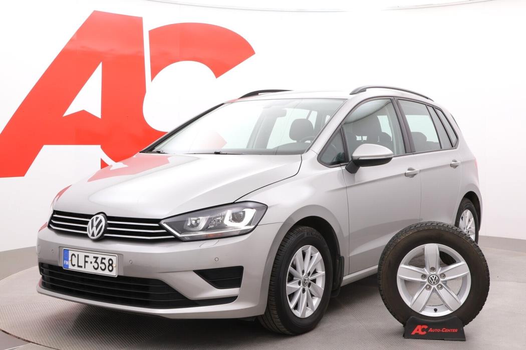 VOLKSWAGEN Golf Sportsvan 2017