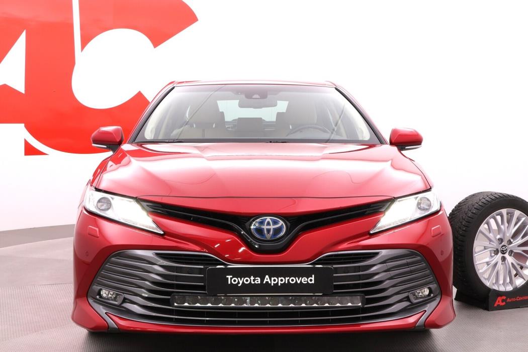 TOYOTA Camry 2019