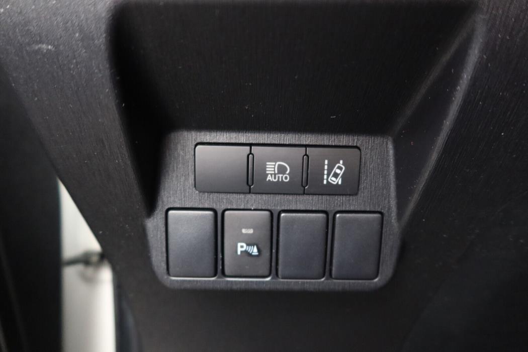 TOYOTA Prius+ 2020
