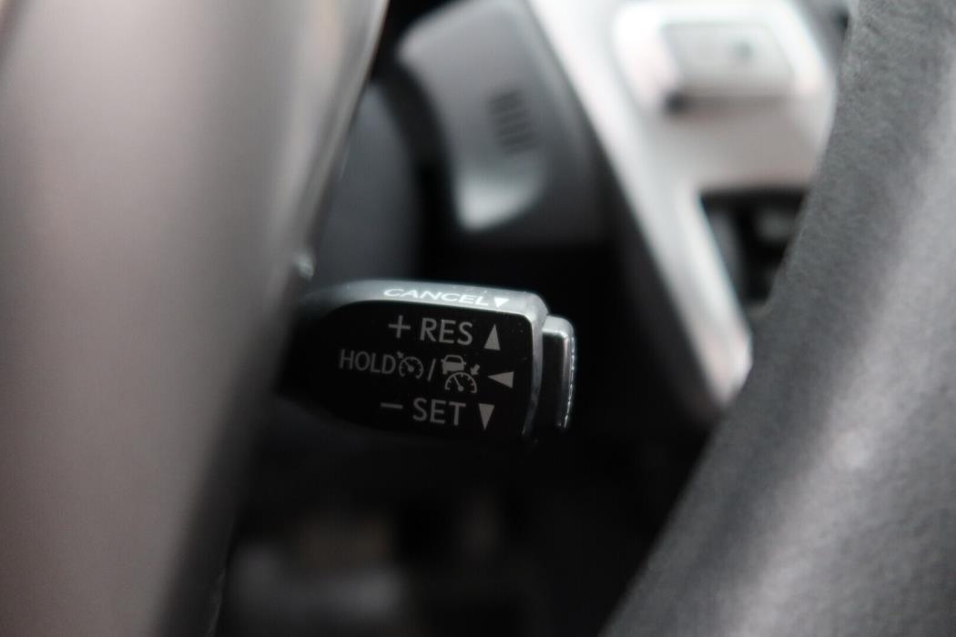 TOYOTA Prius+ 2020