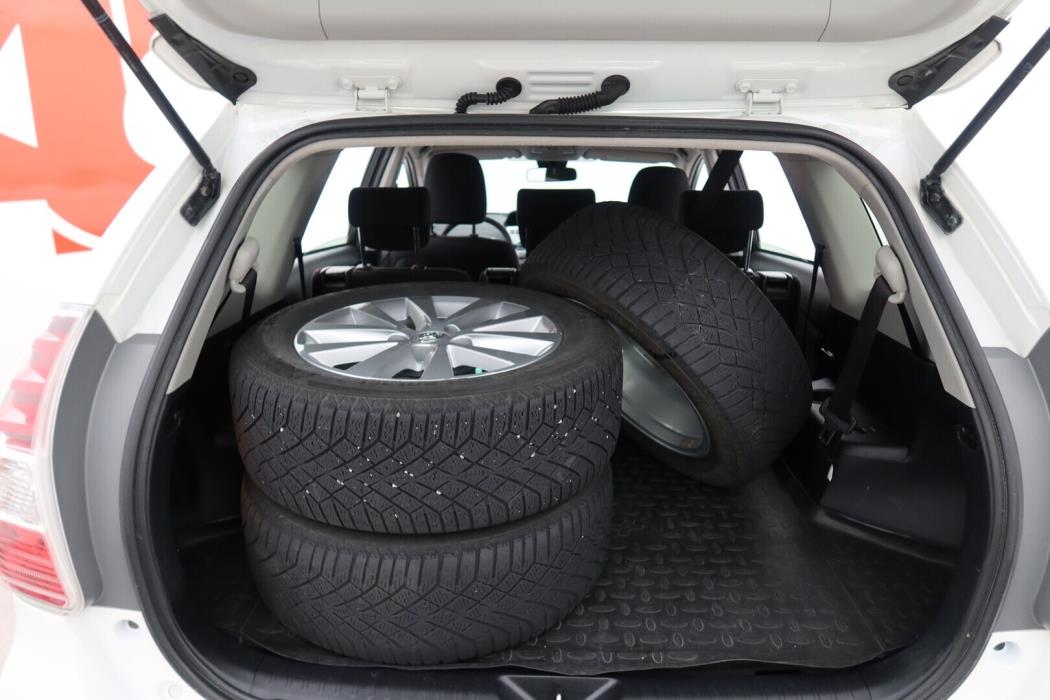 TOYOTA Prius+ 2020