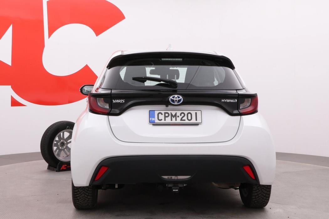 TOYOTA Yaris 2021
