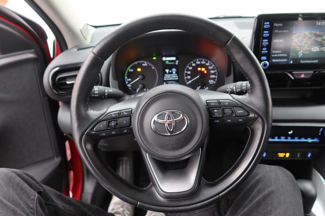 TOYOTA Yaris 2022